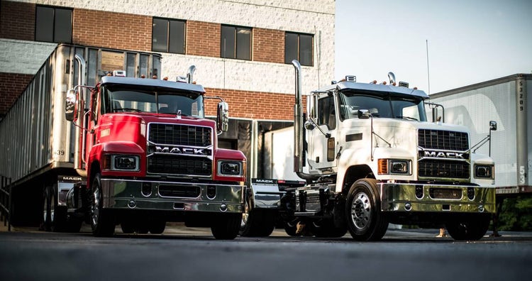 new-mack-grille