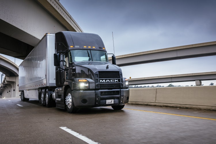 200225 - Mack Anthem SmartWay