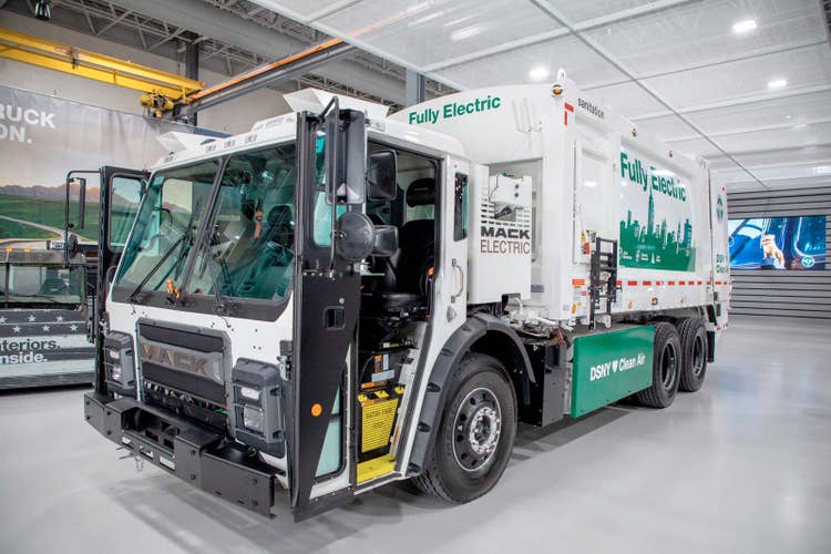 200109---mack-lr-electric