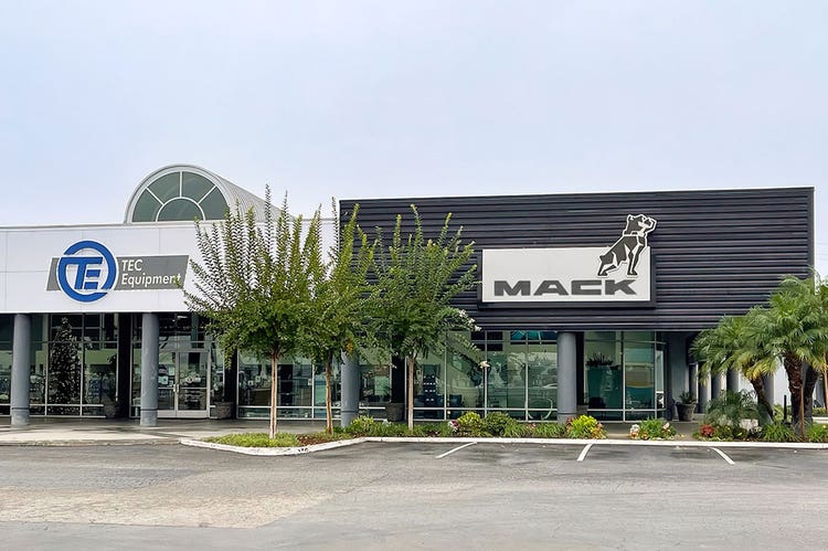 TEC La Mirada dealer