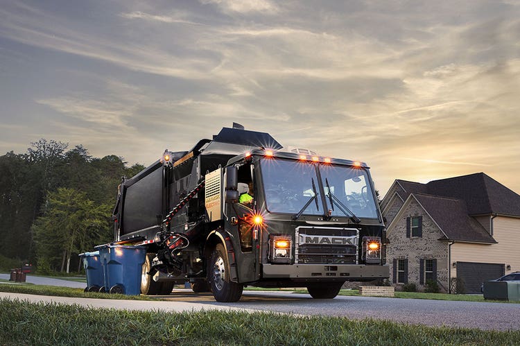 Next generation Mack LR-Electric