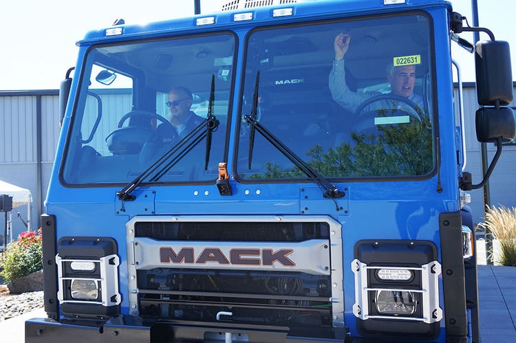 U.S. Sen. Bob Casey Test Drives Mack® LR Electric