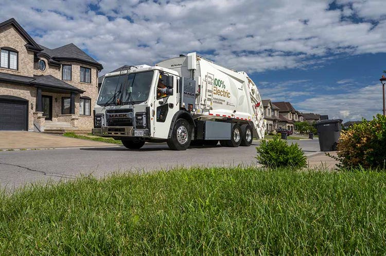 Mack LR Electric Environmental 360
