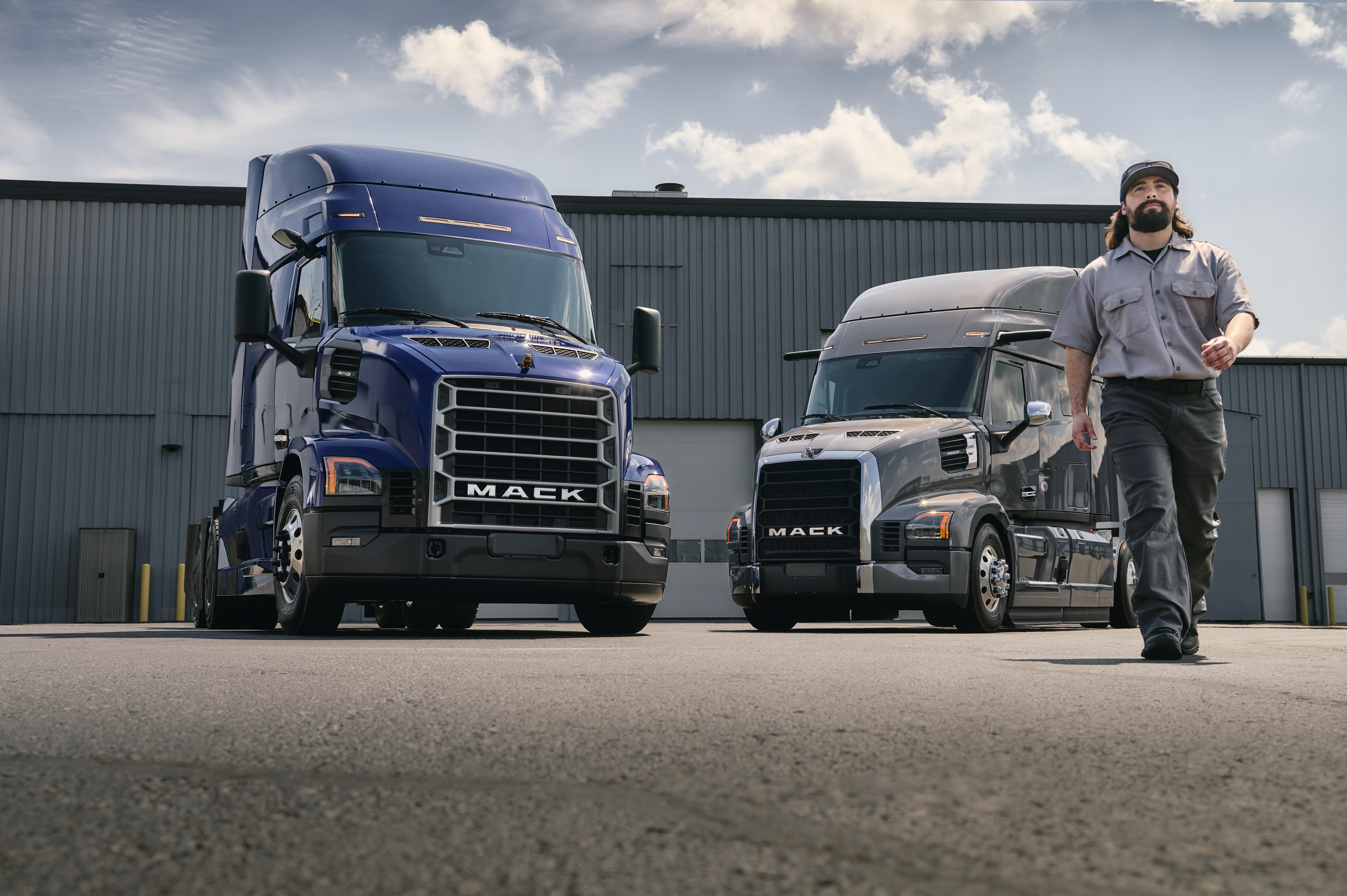 Mack Trucks Introduces Dual Solutions with Pioneer™ and Anthem® Models