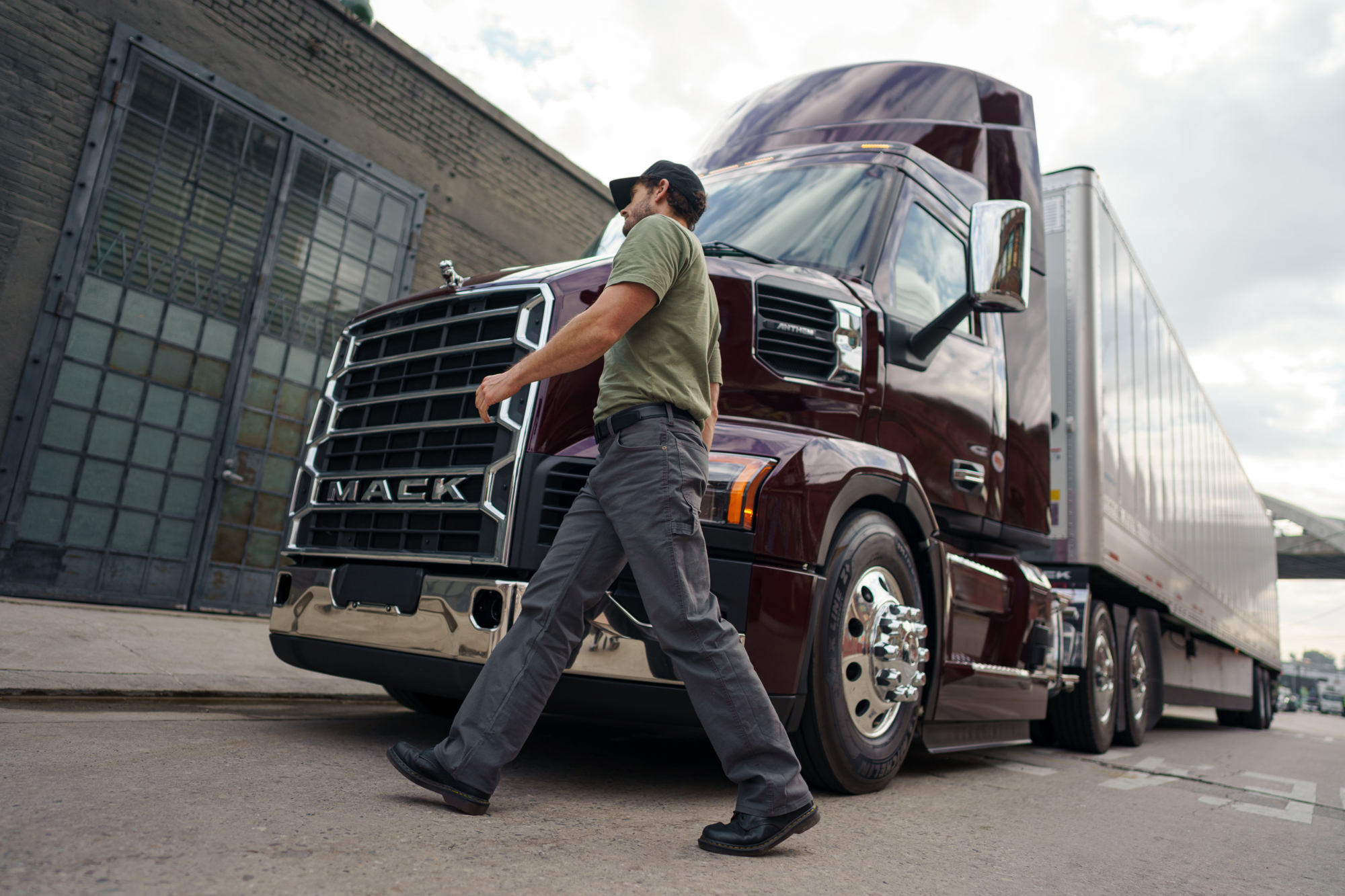Mack Trucks to Launch and Spotlight New Vocational Models at