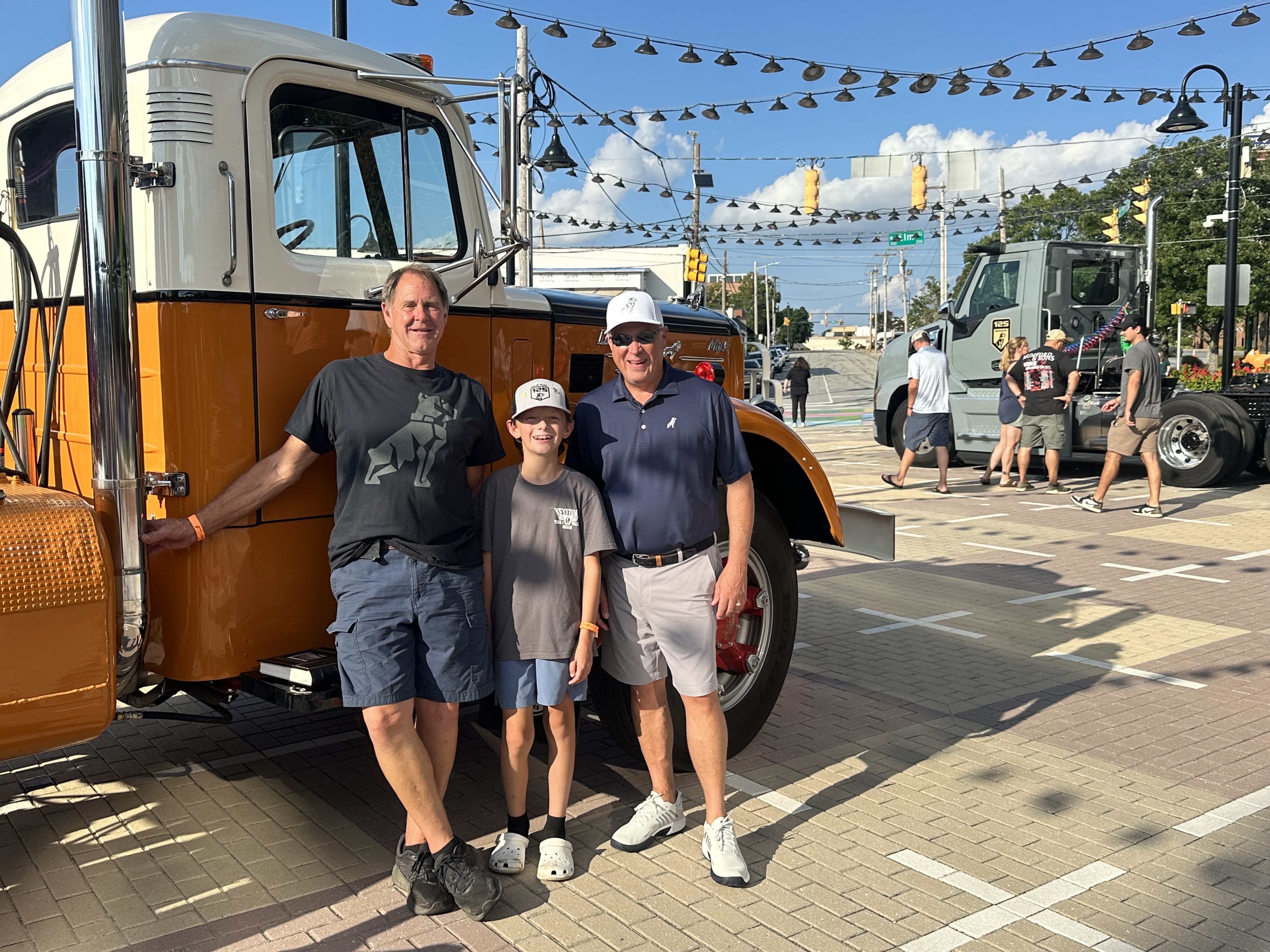 North Carolina man restores classic 1951 Mack LJ Truck