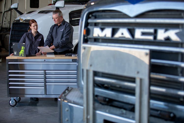 Service Technician and Shop Foreman Grille Foreground 1.tif