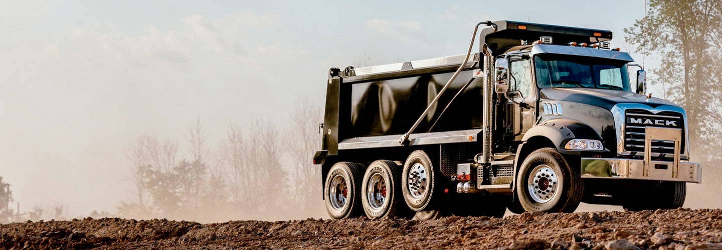 ●KING J MACK 2004 And Newer Mack CHN613 Hood - JP-M10 - Jones Performance